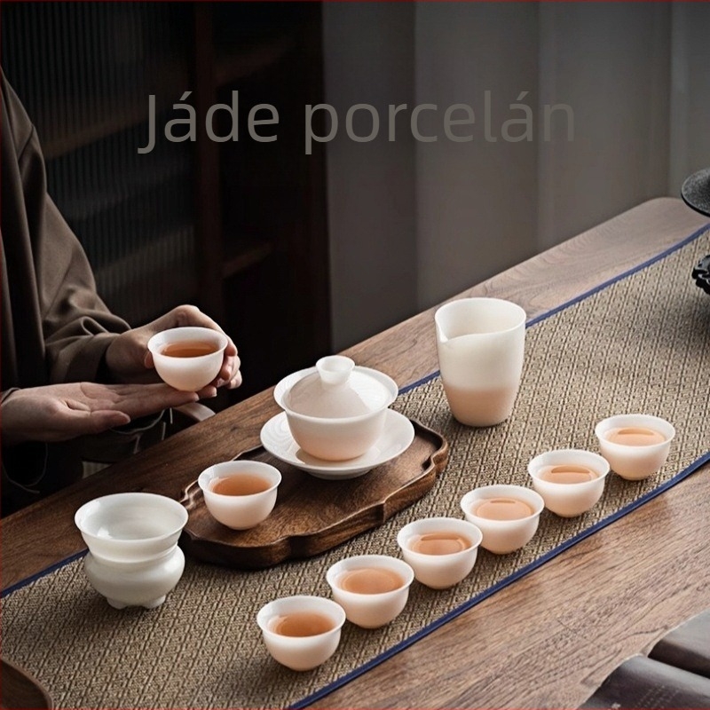 Fehér porcelán Kung Fu teáskészlet ultra vékony gaiwan és teáscsészékkel díszdobozban