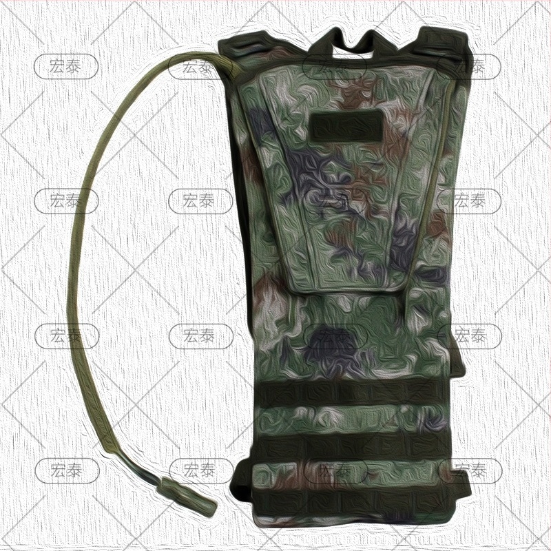 Fekete textil pánttal ellátott vízpalack-táska, kültéri taktikai kivitel, terepmintás, minőségi garancia