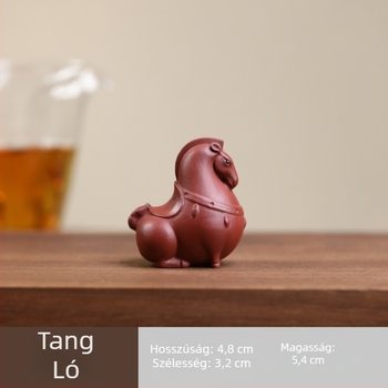 Yixing lila agyag tea-pet — kis Tang ló szobor, csillagjegy ló, élethű, kreatív teás asztali kiegészítő, megtekintésre és ápolásra.