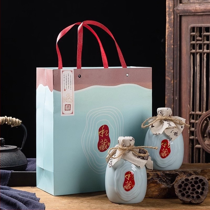 Jingdezhen Magánkollekció: Kerámia Üres Ital Üveg Készlet, 0,5 kg, Klasszikus Ajándékdoboz, Otthoni Zárható Bor- és Ital Kellékek