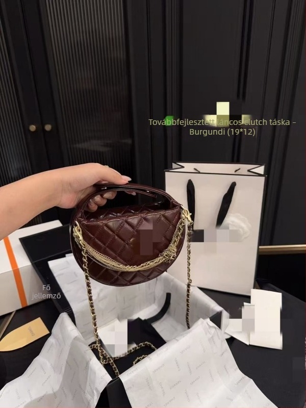 Gyöngyös félhold alakú táska gyöngy lánccal — mini crossbody női táska, divatos