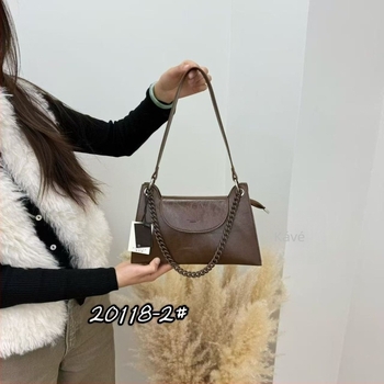 Hónalj alatti láncos táska, női francia stílusú divat táska, 2026 tavasz, különleges, kiváló minőség, crossbody, mini méret