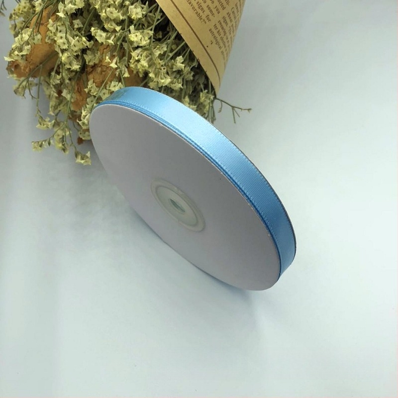 1 cm szélességű poliészter szatén szalag, csokrokhoz, ajándékcsomagoláshoz, DIY hajdíszekhez és virágdíszítéshez