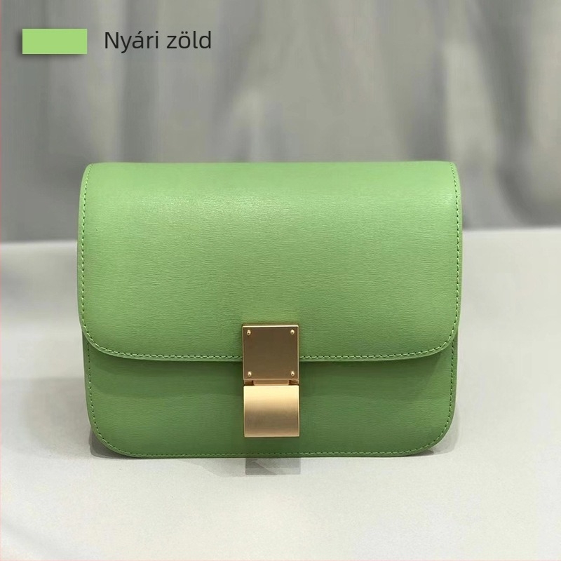 2023 tavasz–nyár új modellje: valódi bőrből készült, kézzel dörzsölt textúrájú doboz alakú, kis négyzetes válltáska / crossbody, női táska