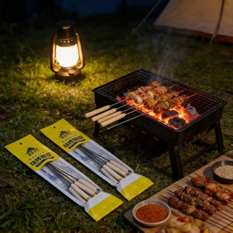 Rozsdamentes acél vastagított grillnyársak fa nyéllel