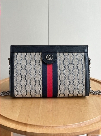 Női bőr láncos táska logóval, prémium quiltelt dizájn, crossbody táska