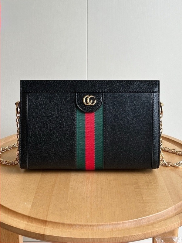 Női bőr láncos táska logóval, prémium quiltelt dizájn, crossbody táska