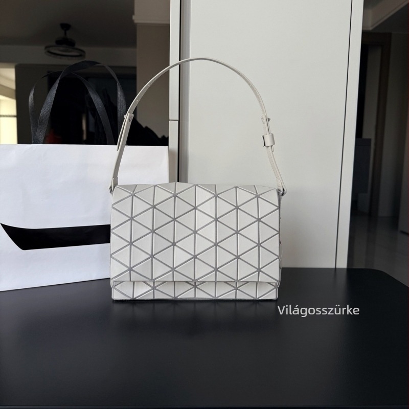 Fossettle Nagy Retro Flip-Top Messenger Táska, Női
