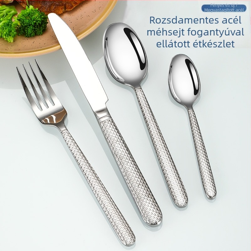 430 rozsdamentes acélból készült evőeszköz készlet méhsejt mintás nyéllel, titán bevonattal – kés, villa és kanál vintage domborított mintával