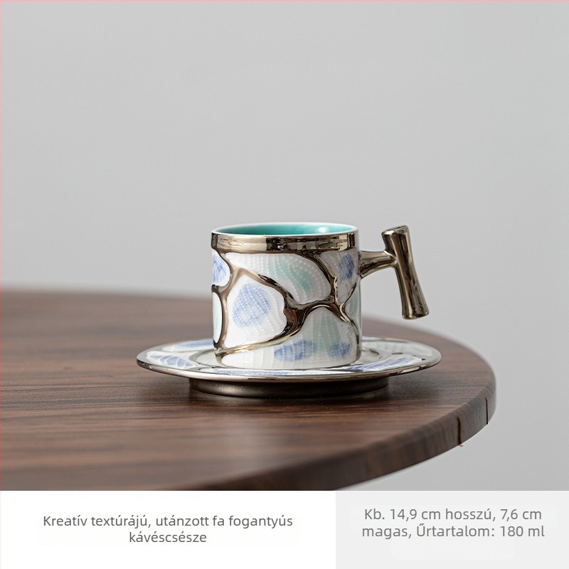 Európai stílusú kerámia kávéscsésze és alátét készlet latte art