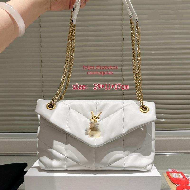 Kviltált bőr crossbody táska lánccal, nagy kapacitású messenger stílus