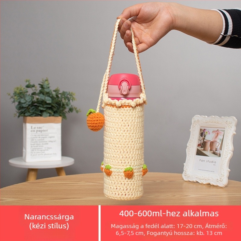 Horgolt gyapjú pohárkímélő diagonális vállpánttal, kézzel készült