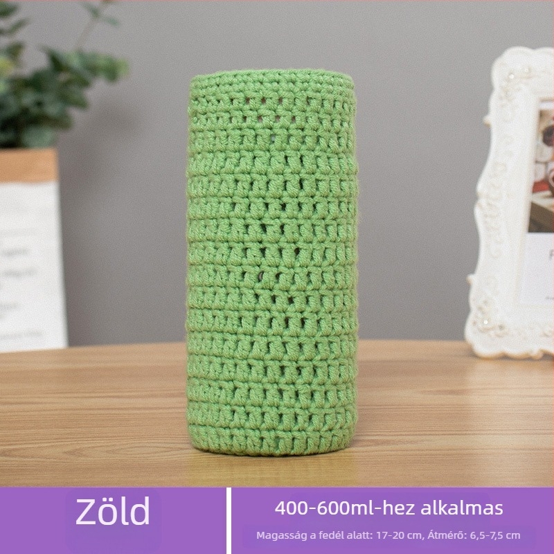 Horgolt gyapjú pohárkímélő diagonális vállpánttal, kézzel készült