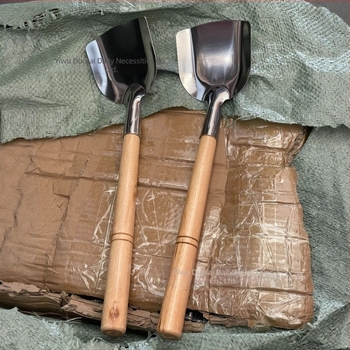 Nagy méretű rozsdamentes acél spatula vastag fa nyéllel, hőálló konyhai spatula otthoni használatra