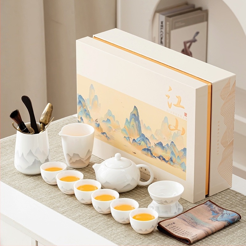 Jiangshan ajándékdoboz: testreszabható teáskészlet Dehua fehér porcelánból tinta táj motívummal, Kung Fu tea set üzleti vásárláshoz