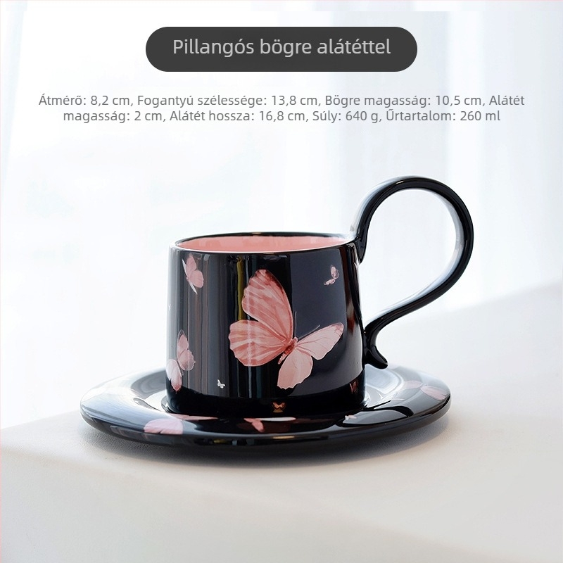 Szív mintás kerámia kávéscsésze és alátét készlet, kézzel készített, letisztult modern stílus