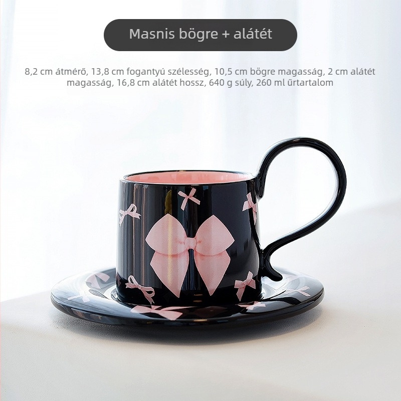 Szív mintás kerámia kávéscsésze és alátét készlet, kézzel készített, letisztult modern stílus