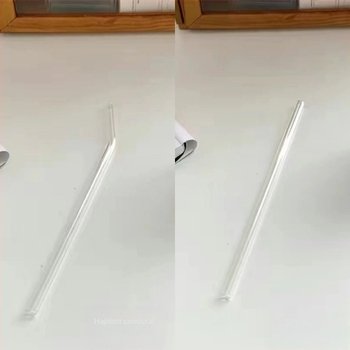 Üvegszívószálak és színes poharak üvegcső kiegészítőkkel, otthoni használatra