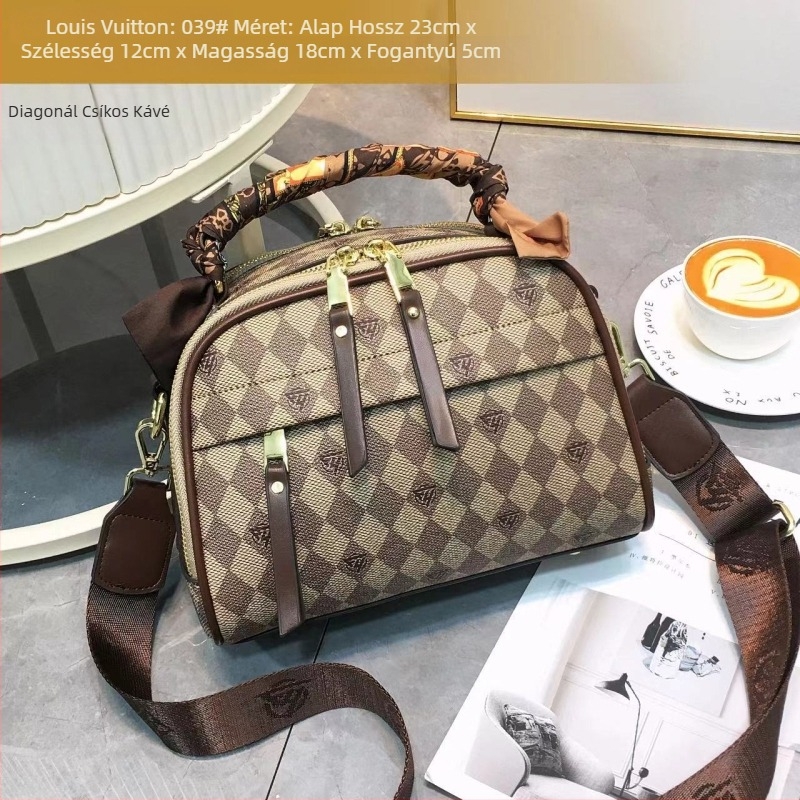 Női PVC válltáska, crossbody, közepes méret, ovális forma, utcai stílus, nagy kapacitás, belső zseb, cipzár, mindennapi használatra, dupla vállpánt.