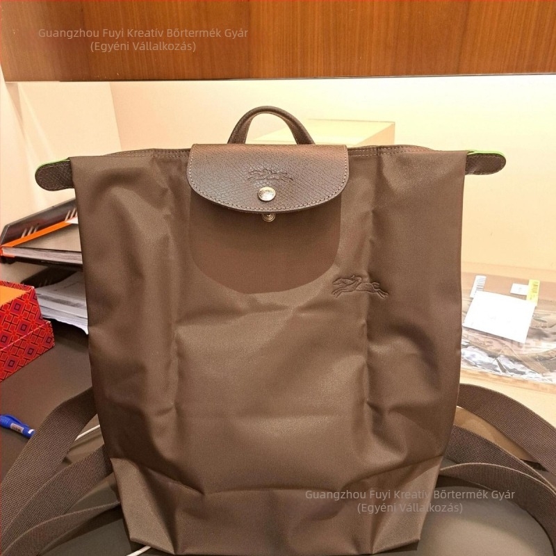Longxiang nylon nagy hátizsák – könnyű összecsukható, vízálló, 20-35L, 15 hüvelykes laptophoz, mindennapi használatra