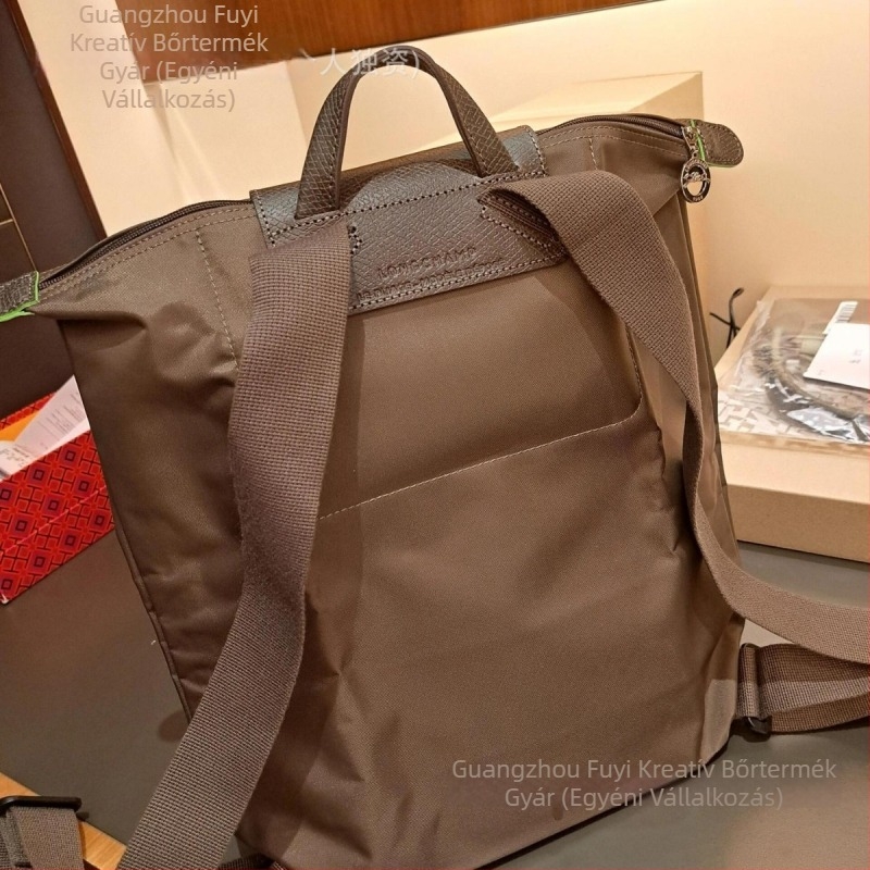 Longxiang nylon nagy hátizsák – könnyű összecsukható, vízálló, 20-35L, 15 hüvelykes laptophoz, mindennapi használatra