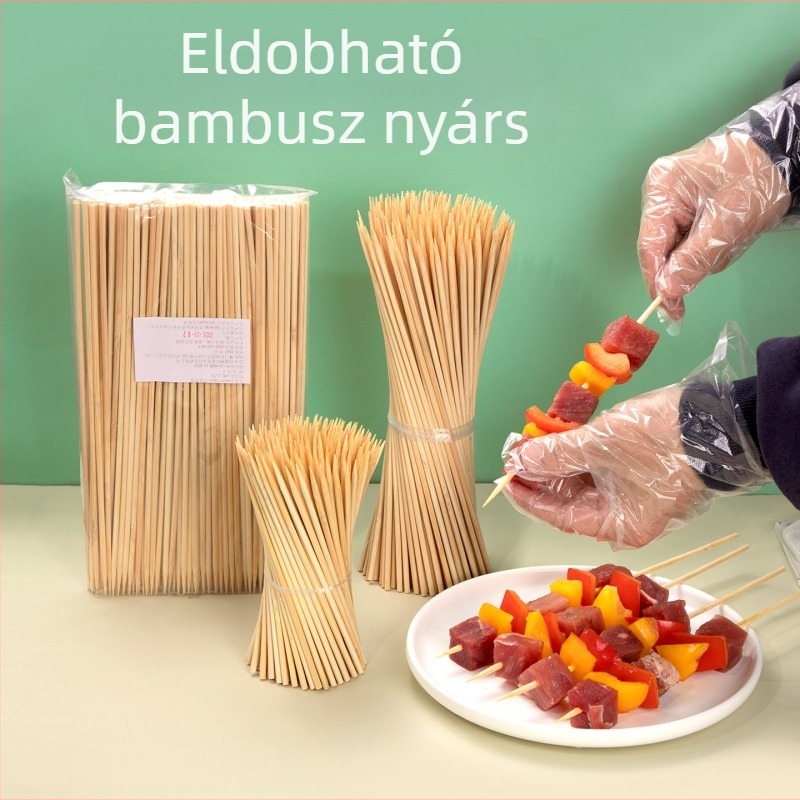 Egyszer használatos bambusz nyárs grillsütéshez – bárány- és csirkenyársak, kandírozott gyümölcsök, grillezett kolbászok és sült nyársak