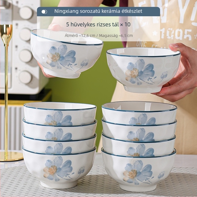 Porcelán étkészlet virágos mintával, otthoni használatra, elegáns megjelenés, kerek tányérok, mikrohullámú sütőben használható.
