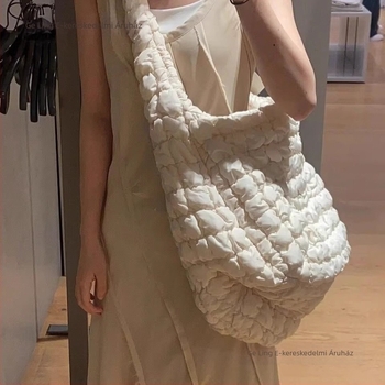 COS Cloud 2025 ősz-tél táska, nagy kapacitású Dumpling stílus, crossbody és tote
