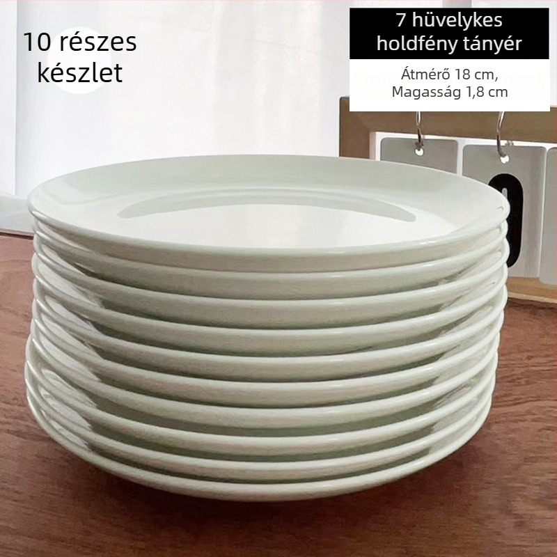 Tiszta fehér csontporcelán tányér, kerek, modern dizájn