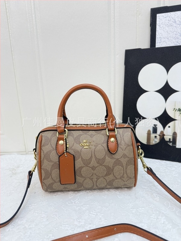 Új párnás táska monogramos mintával, mini crossbody női táska, Boston-stílusú nagy kapacitású kézitáska