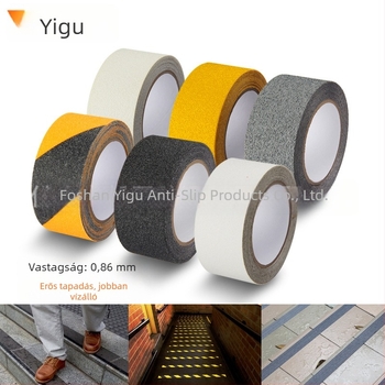 Egyedi PVC matt önragasztó csúszásmentes szalag lépcsők számára; vízálló és kopásálló; vastagság 0,7 mm; szélesség 2,5/5/10 cm; hossz 5–25 m.