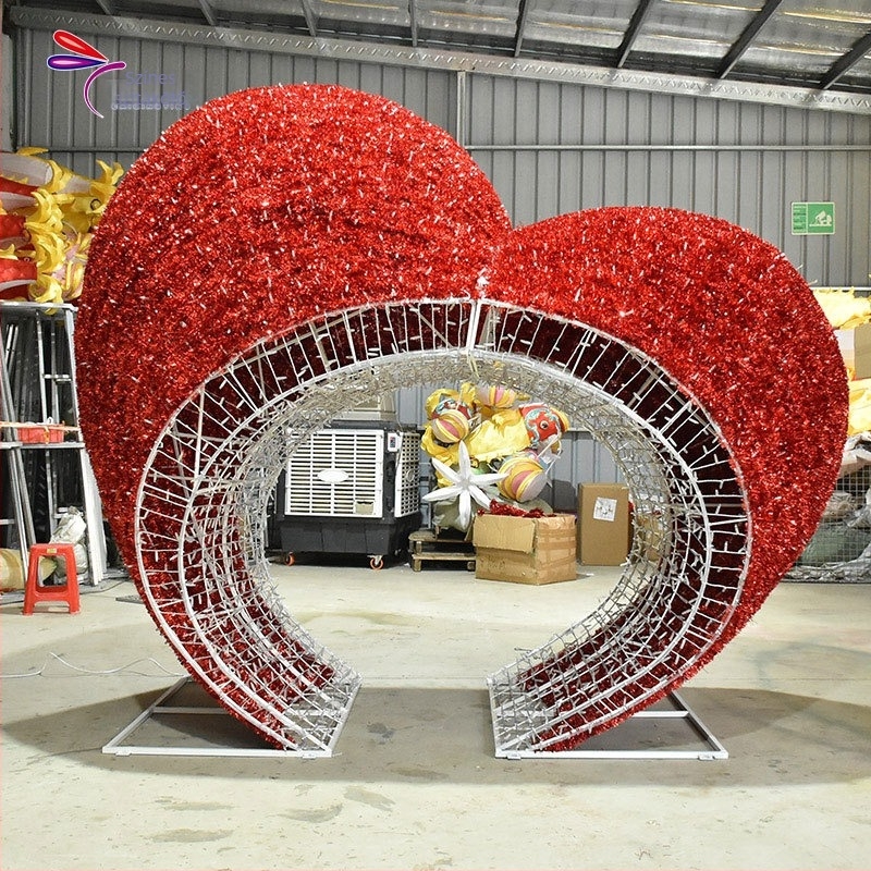LED szív alakú ív – 3D dekoratív lámpa kültéri használatra, nagy fényű dísz parkokhoz és bevásárlóközpontokhoz
