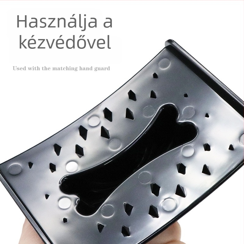 Többfunkciós káposztareszelő és zöldségszeletelő: káposzta, lila káposzta, uborka és burgonya.