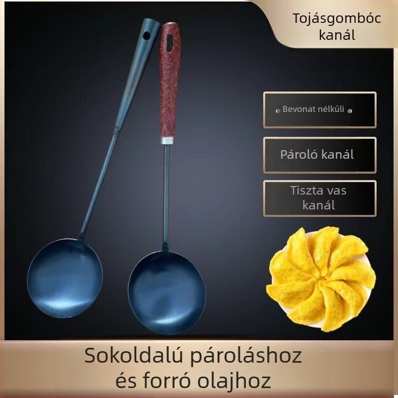 Kézzel kovácsolt vasból készült hosszú nyelű serpenyőkanál, konyhai eszköz tojásos gombócok készítéséhez