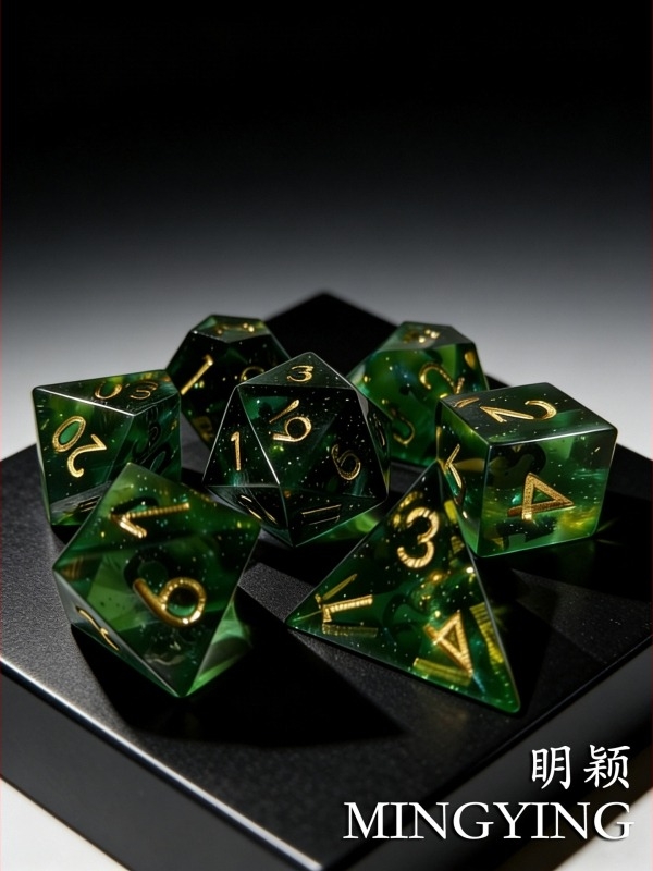 Dungeons & Dragons dobókocka készlet, fenyőzöld fluorittal, DND többoldalas dobókockák, 7 darabos készlet
