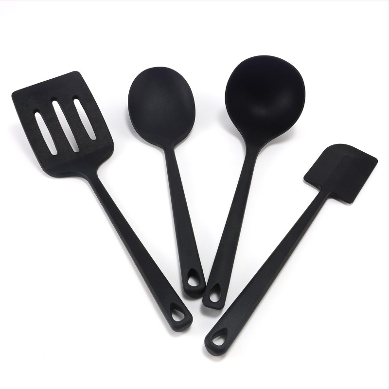 Szilikonbevonatú vasból készült konyhai készlet – spatula, keverőkanál a sütéshez és leveskanál; nem tapad, csúszásmentes, hőálló.