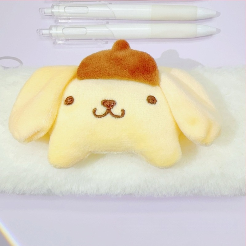 Plüss aranyos tolltartó Sanrio Cinnamorollal – japán stílusú, minimalist dizájn rajzfilm-lány motívummal