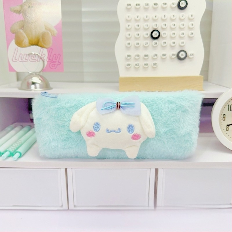 Plüss aranyos tolltartó Sanrio Cinnamorollal – japán stílusú, minimalist dizájn rajzfilm-lány motívummal