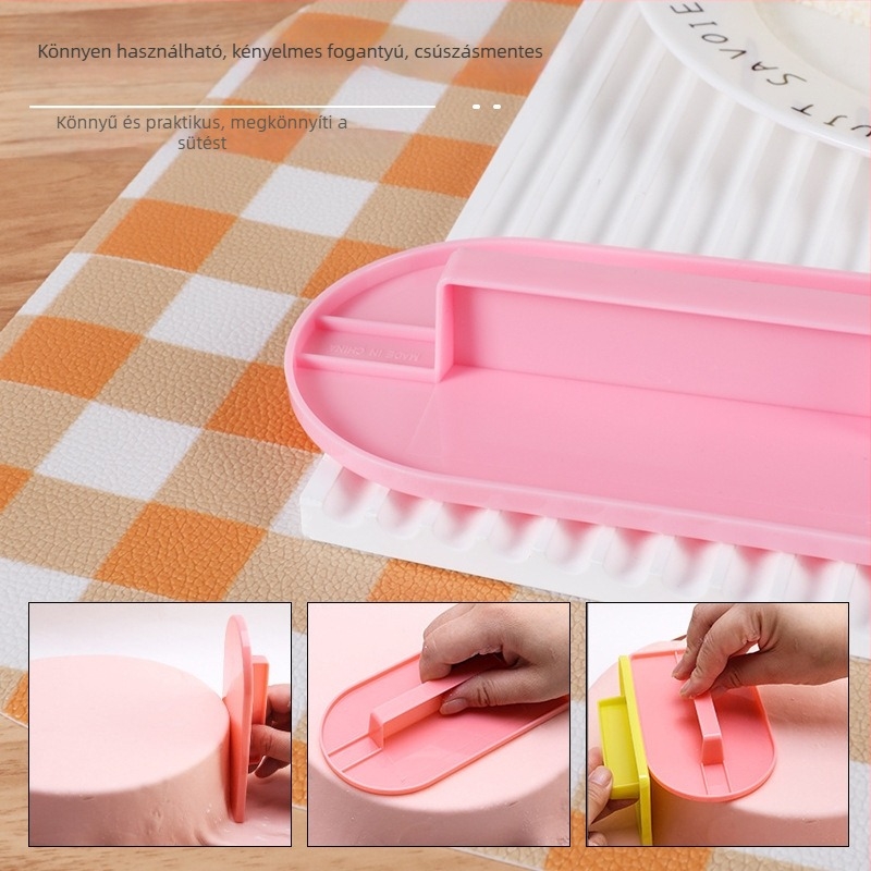 Tortakaparó fogantyúval, vaj spatulával és fondant simítóval — sütőeszköz