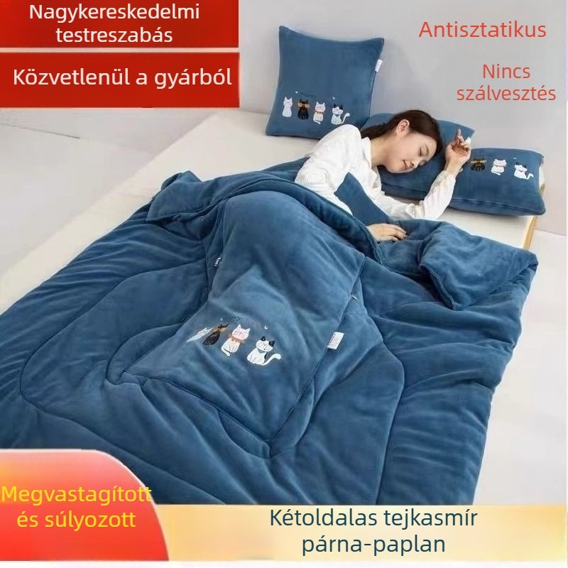 Tej-velúr párna–pléd, kettős használatú – kanapéra és irodába, összecsukható alvó pléd