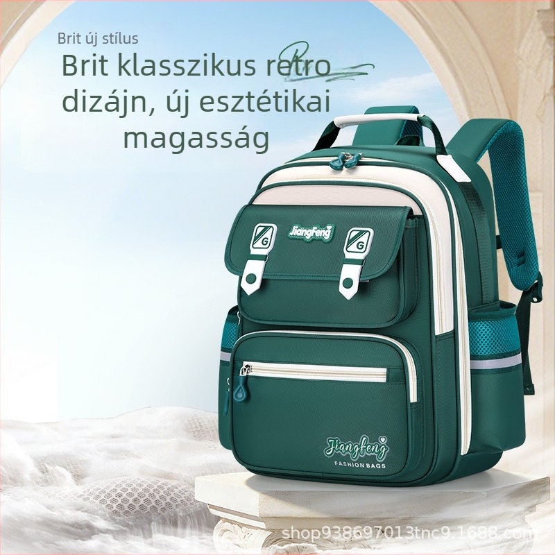 Könnyű, vízálló hátizsák általános iskolásoknak (5–6. osztály), gerincvédő kialakítás, lélegző vállpántok, uniszex, capybara mintázat, Oxford anyag.