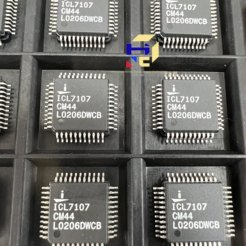 Új ICL7107CM44 LED kijelző-vezérlő IC, SMD QFP-44 csomag, eredeti, raktáron