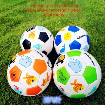 Gyerekeknek készült kültéri, rajzfilmszerű mintázatú felfújható futball, 2-es méret, kopásálló.