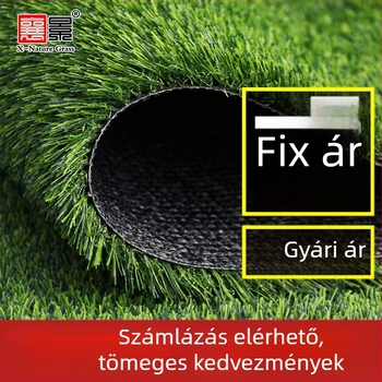 Műfüves futballpálya és óvodai játszótér, külső műfű, zöld dekoratív kerítés