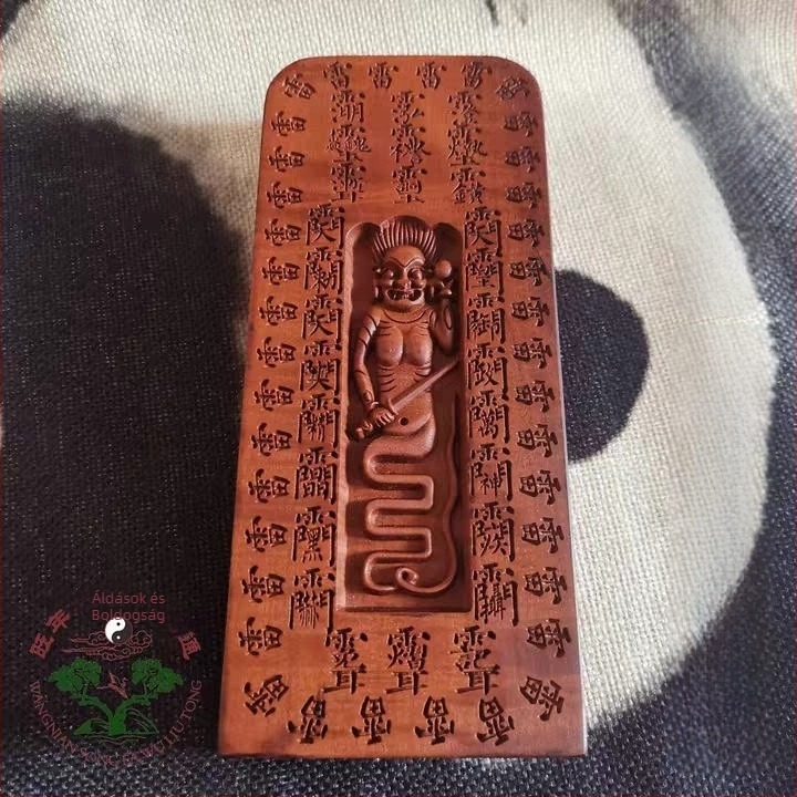 Relief-karcolt zizífuszfa talizmán – taoista rituális eszköz