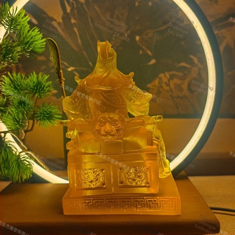 18 cm kristálygyanta Guan Gong ülő szobor, gazdagság talizmánja
