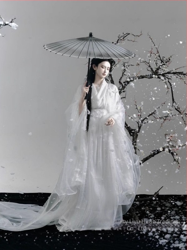 Hanfu elegáns hosszú köntös hímzett, széles ujjak, kettős gallér, jacquard motívum szilvavirág