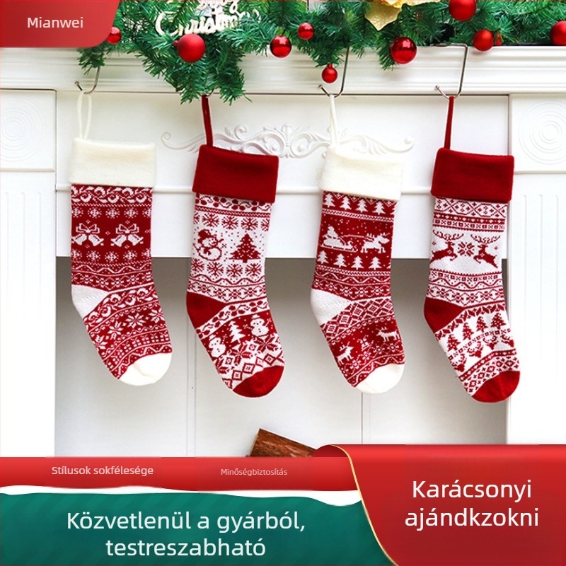 Kötött karácsonyi zokni jacquard mintával, ajándékzacskó