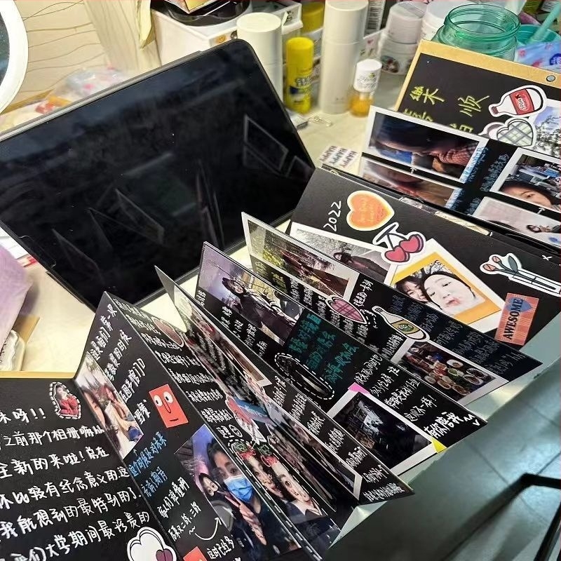 DIY hajtogatható retro fotóalbum akordeon-stílusú dekoratív 3D matricákkal – emlék ajándék barátoknak és pároknak
