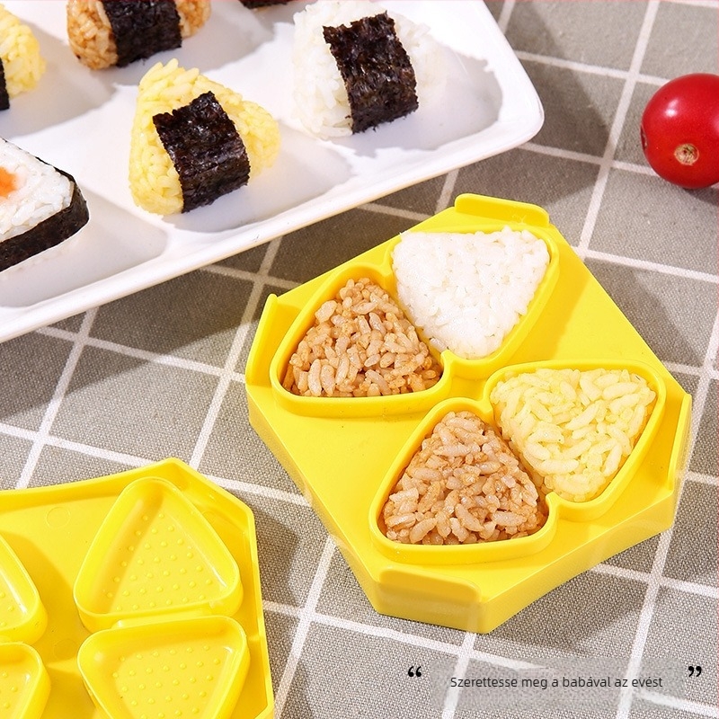 Japán mini háromszög alakú rizsgolyó forma, bébi rizs formázó, sushi forma DIY, egy harapás méretű, modell B41